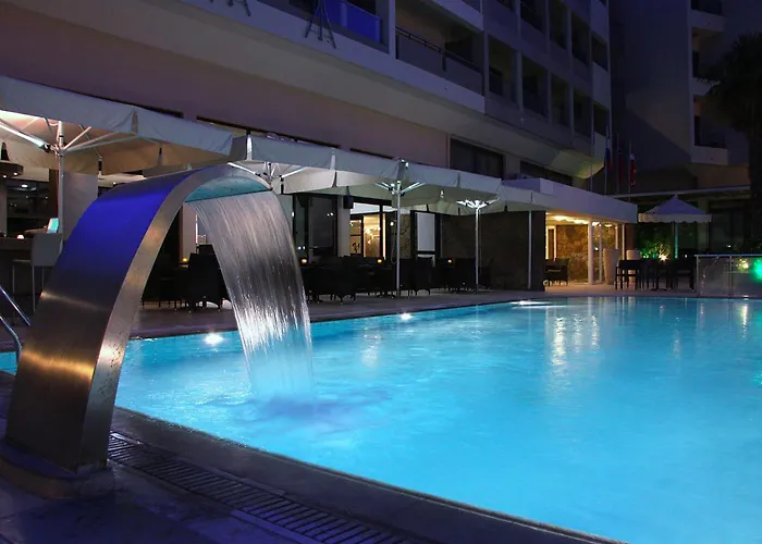 Saint Constantine העיירה קוס