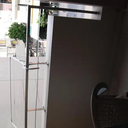 아파트호텔 Saint Constantine 3*