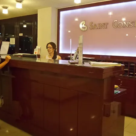 Saint Constantine 코스 타운