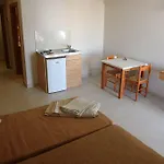 Saint Constantine Apartmanhotel 3*