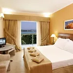 Saint Constantine Apartmanhotel 3*