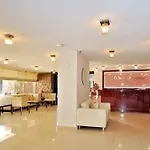 Saint Constantine Apartmanhotel