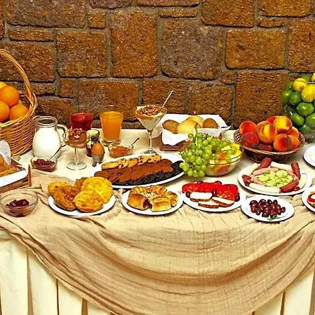 Aparthotel Saint Constantine 3*