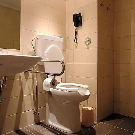 Saint Constantine Aparthotel 3*