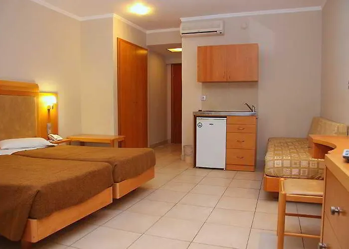 Saint Constantine Aparthotel