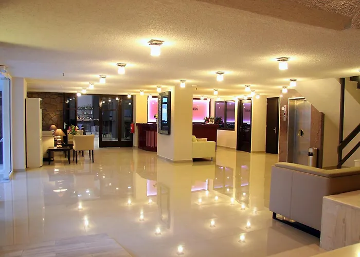 Aparthotel Saint Constantine 3*