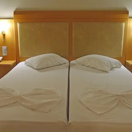 Apartahotel Saint Constantine Cos