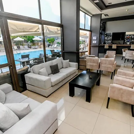 Saint Constantine Apartahotel Cos