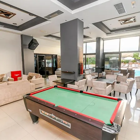 公寓式酒店 Saint Constantine 科斯镇