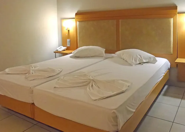 Saint Constantine 3*