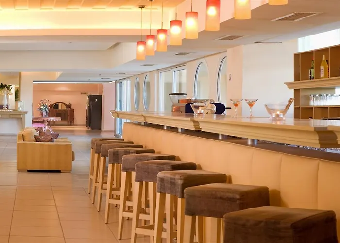 Aparthotel Saint Constantine 3*